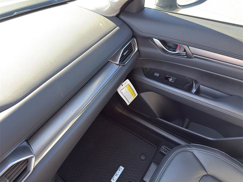 New 2025 MAZDA CX-5 AWD 2.5 S w/ Premium Plus Pkg image 29