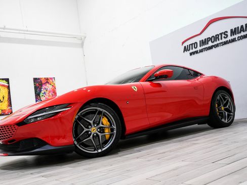 Used 2023 Ferrari Roma image 4