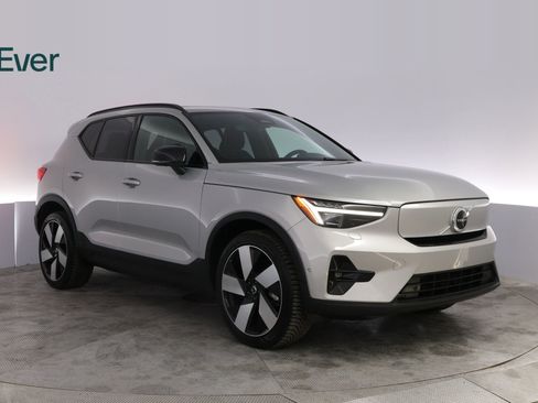 Used 2023 Volvo XC40 Recharge Ultimate AWD/4WD image 20