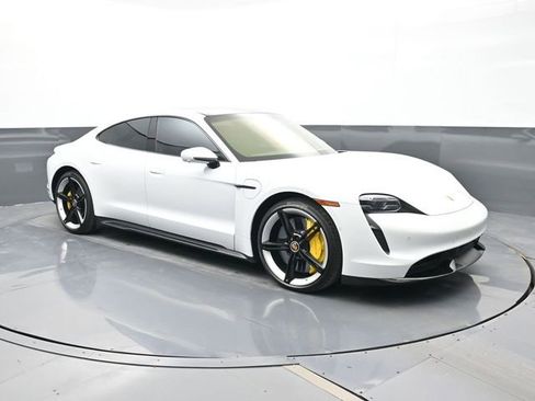 Certified 2020 Porsche Taycan Turbo S image 25