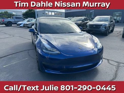 Used 2022 Tesla Model 3 Long Range AWD/4WD image 3