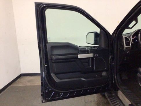 Used 2018 Ford F150 Lariat w/ Equipment Group 502A Luxury image 20