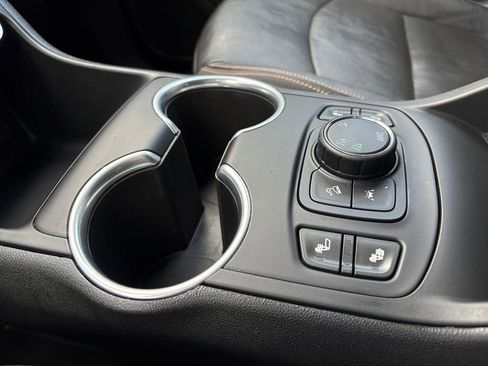 Used 2021 GMC Terrain SLT image 10