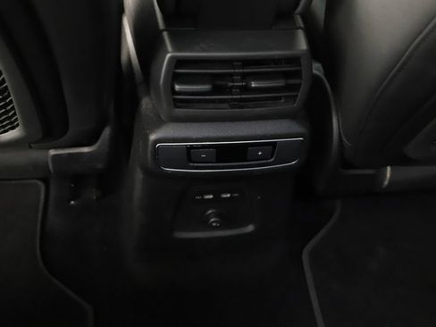 Certified 2024 Audi Q4 e-tron Premium Plus AWD/4WD image 19