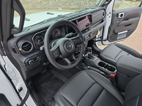 New 2026 Jeep Gladiator Sport AWD/4WD image 15