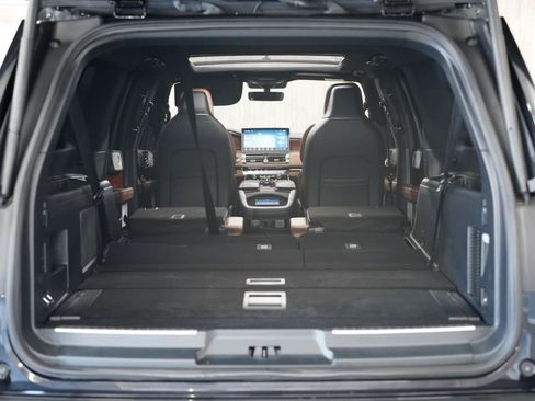 Used 2024 Lincoln Navigator L Reserve AWD/4WD image 41