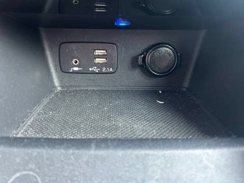Certified 2023 Subaru Forester Premium AWD/4WD image 26