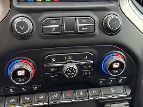Used 2020 Chevrolet Silverado 1500 LTZ w/ LTZ Premium Package AWD/4WD image 26