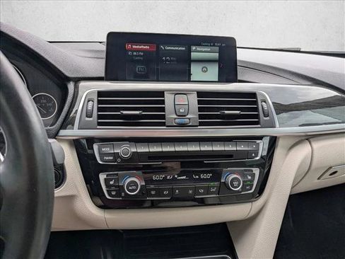 Used 2018 BMW 440i Convertible RWD image 10