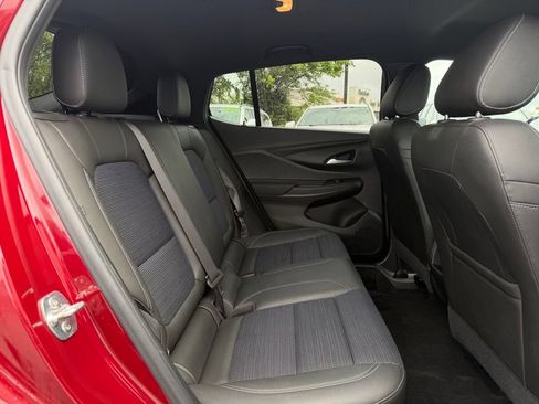 Used 2024 Buick Envista Preferred FWD image 28
