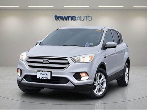 Used 2019 Ford Escape SE image 10