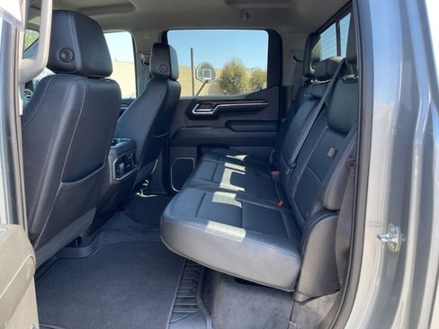 Used 2023 GMC Sierra 1500 SLT w/ SLT Premium Plus Package RWD image 28