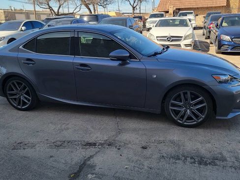 Used 2016 Lexus IS 200t w/ F Sport Package image 36