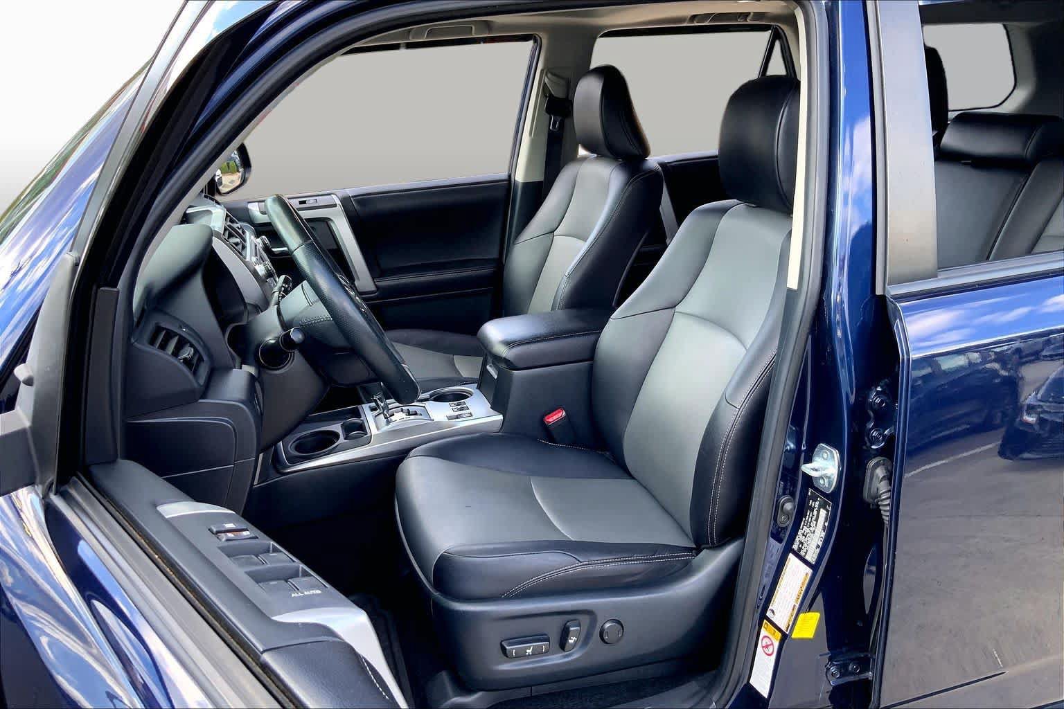 Used 2016 Toyota 4Runner SR5 Premium RWD image 8