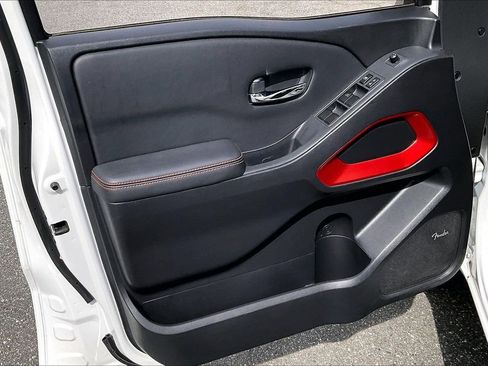 Used 2023 Nissan Frontier Pro-X w/ Pro-X Premium Package image 28