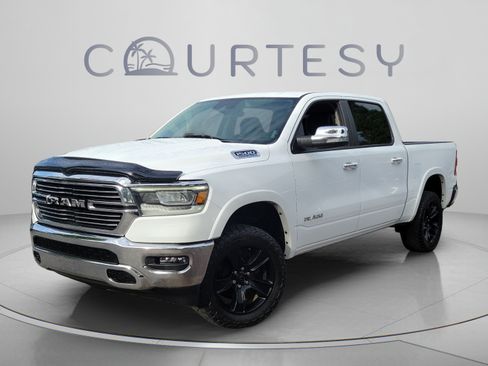 Used 2022 RAM 1500 Laramie AWD/4WD image 1