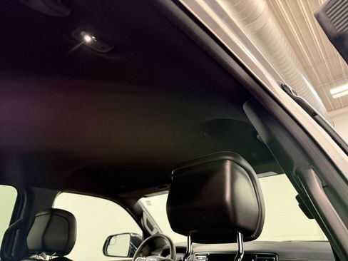 Used 2024 Jeep Wagoneer Series II image 18