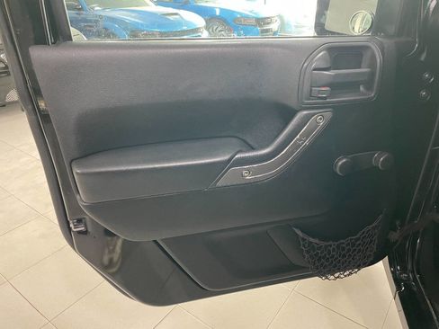 Used 2013 Jeep Wrangler Sport w/ Connectivity Group image 13