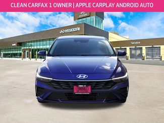 Used 2025 Hyundai Elantra Hybrid FWD video 2