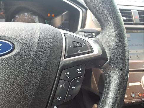 Used 2019 Ford Fusion Energi Titanium FWD image 15