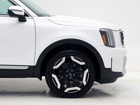 Used 2023 Kia Telluride S w/ S Sunroof Package image 4