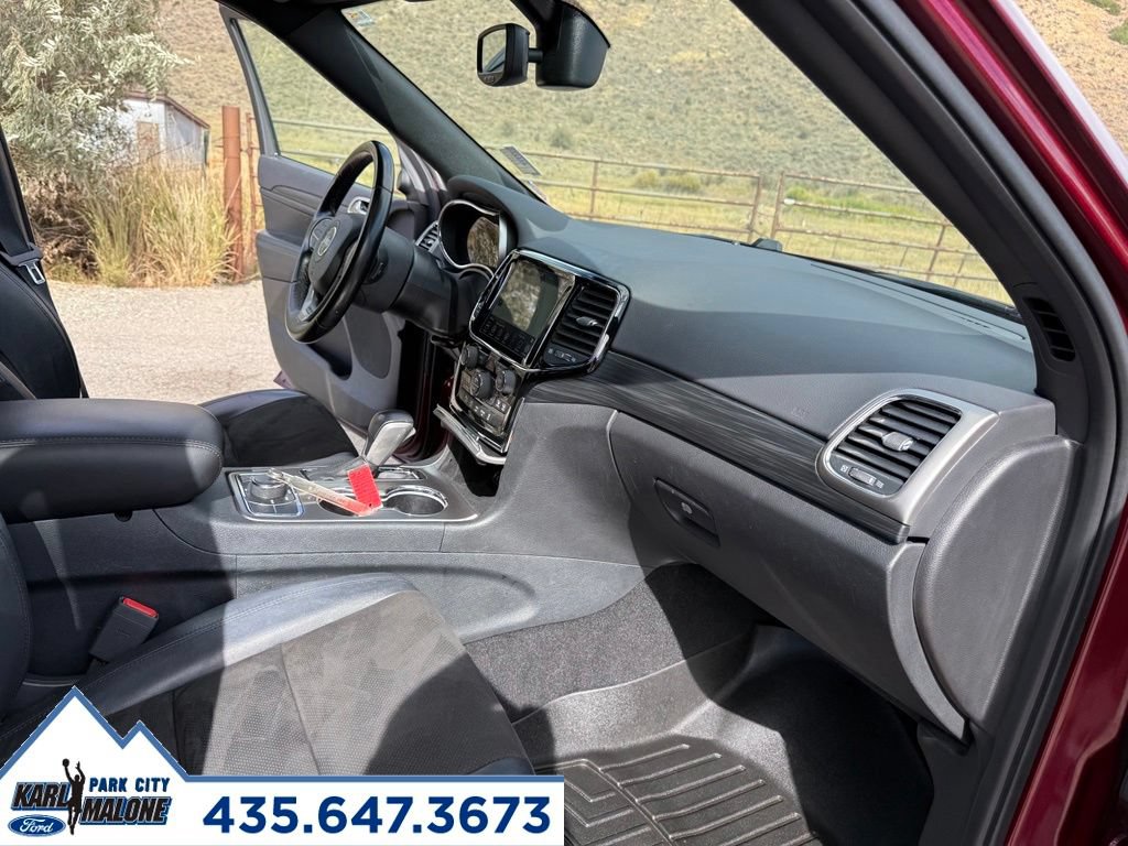 Used 2020 Jeep Grand Cherokee Altitude AWD/4WD image 37