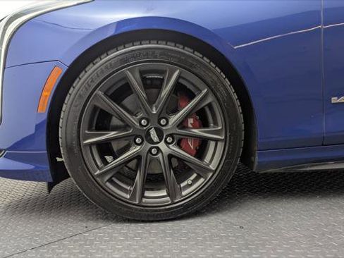 Used 2020 Cadillac CT4 V image 32