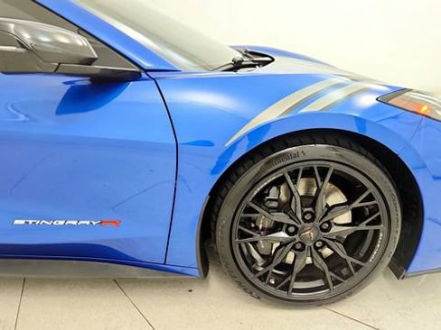 Used 2023 Chevrolet Corvette Stingray Premium Cpe w/ Z51 Performance Package RWD image 21