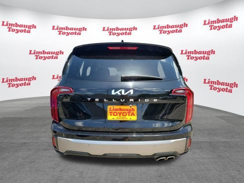 Used 2025 Kia Telluride S FWD image 27