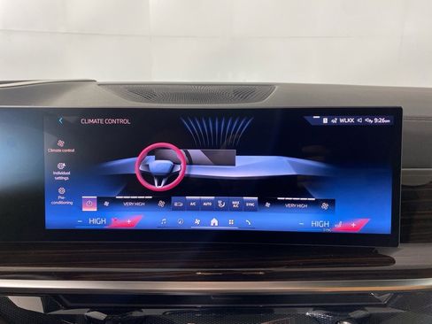 New 2026 BMW X5 xDrive40i w/ M Sport Package image 14