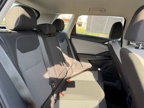 Used 2023 Volkswagen Taos S image 34