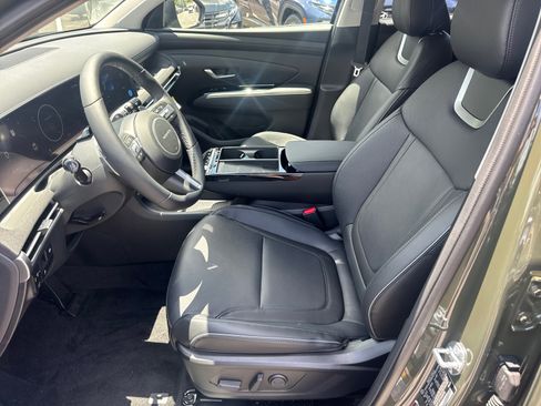 New 2025 Hyundai Tucson Limited image 9