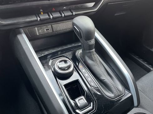 Used 2024 Chevrolet Colorado Trail Boss w/ Advanced Trailering Package image 23