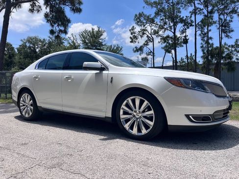 Used 2014 Lincoln MKS AWD w/ Equipment Group 201A image 10