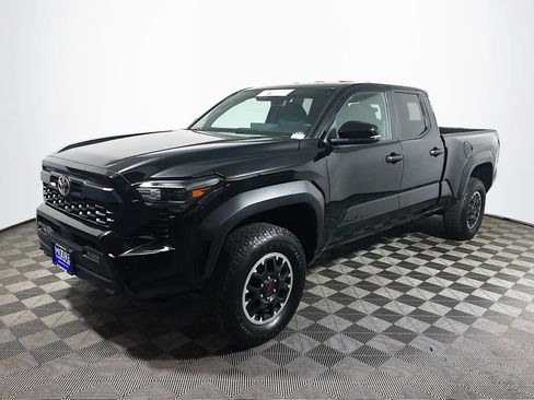 Certified 2024 Toyota Tacoma TRD Off-Road w/ TRD Off Road Upgrade Package AWD/4WD image 3