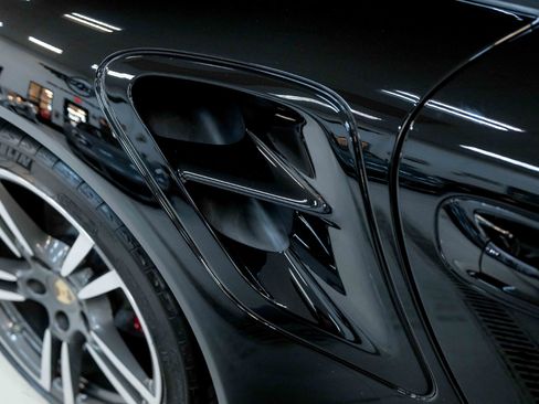 Used 2012 Porsche 911 Turbo image 17