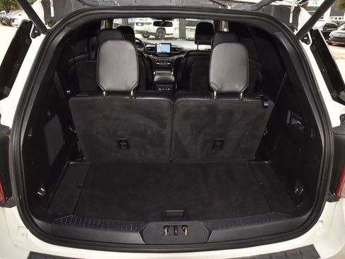 Used 2020 Ford Explorer Limited RWD image 37