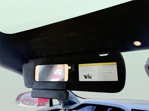 Used 2022 Tesla Model S image 69