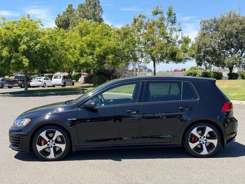 Used 2016 Volkswagen GTI Autobahn FWD image 2