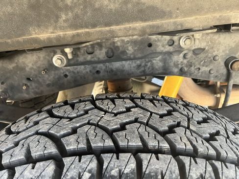 Used 2015 Ford F350 XLT w/ XLT Premium Package image 8