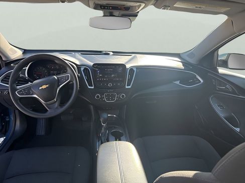 Used 2024 Chevrolet Malibu LT image 11