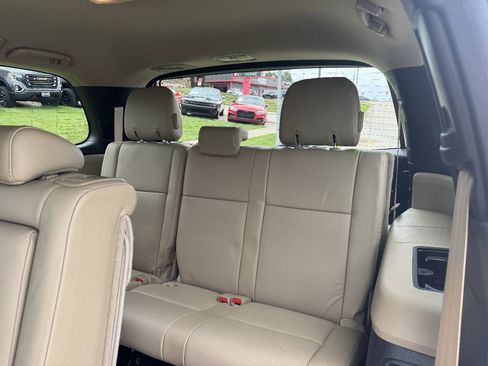 Used 2018 Toyota Sequoia SR5 w/ Premium Package AWD/4WD image 13
