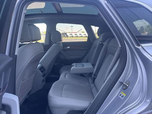 Used 2022 Audi Q5 2.0T Premium AWD/4WD image 41