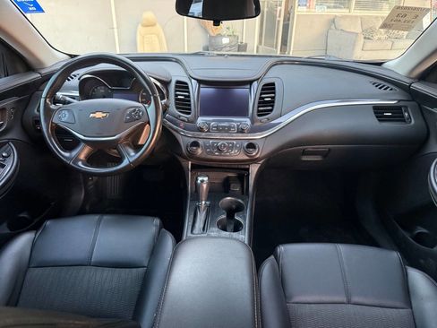 Used 2017 Chevrolet Impala LT image 13