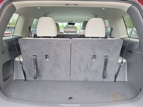 Used 2024 Hyundai Santa Fe SEL FWD image 9