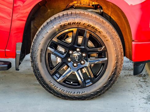 Used 2024 Chevrolet Silverado 1500 Custom w/ LPO, Dark Essentials Package image 10