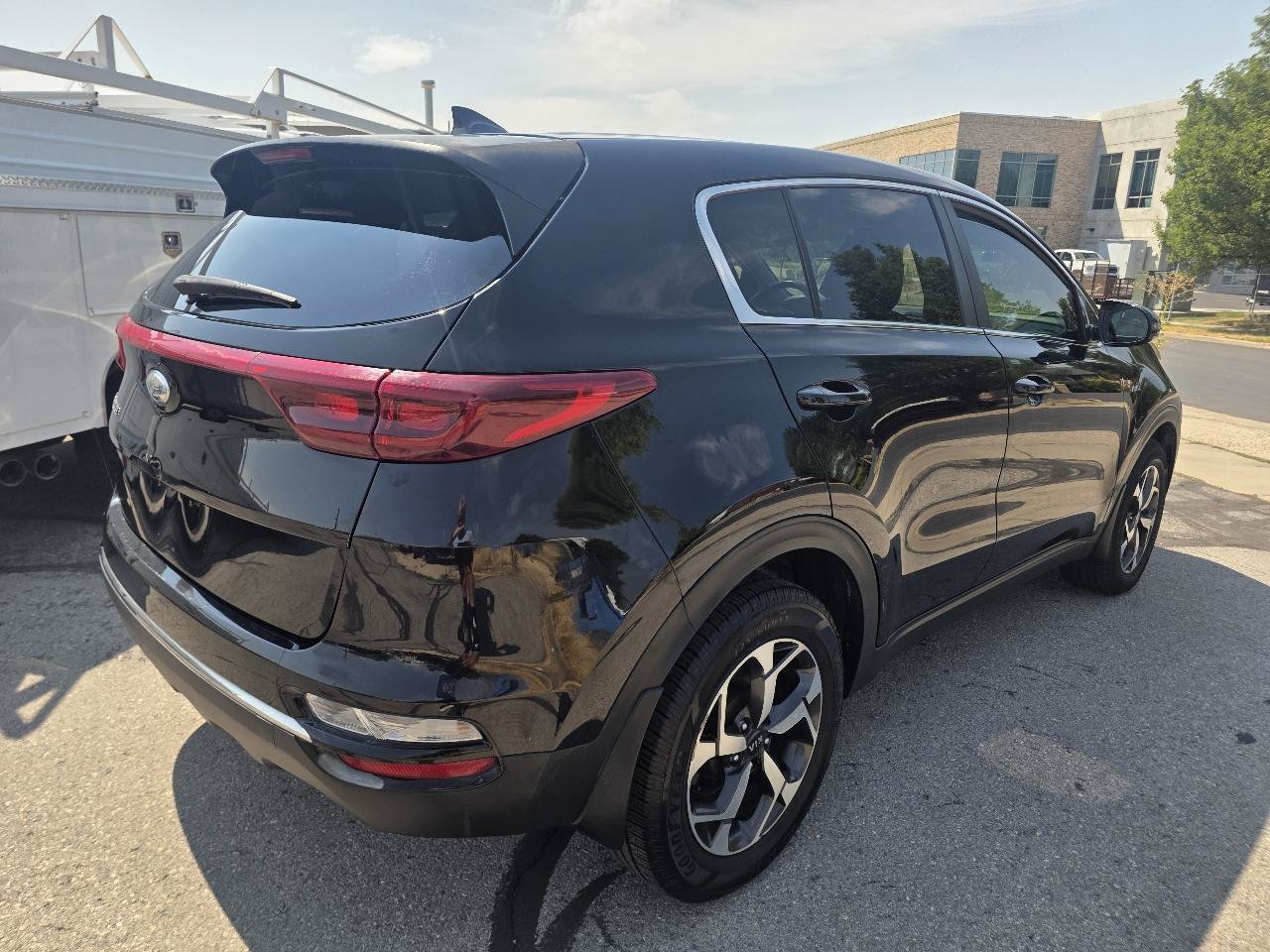 Used 2020 Kia Sportage LX w/ LX Popular Package AWD/4WD image 5