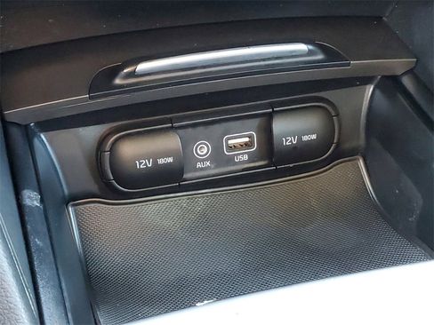 Used 2020 Kia Optima LX image 24