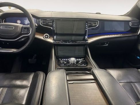 Used 2022 Jeep Grand Wagoneer Series II w/ Convenience Group III AWD/4WD image 10