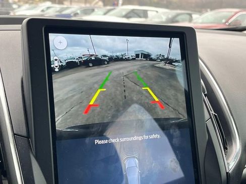 Used 2022 Ford Edge Titanium w/ Equipment Group 301A image 23